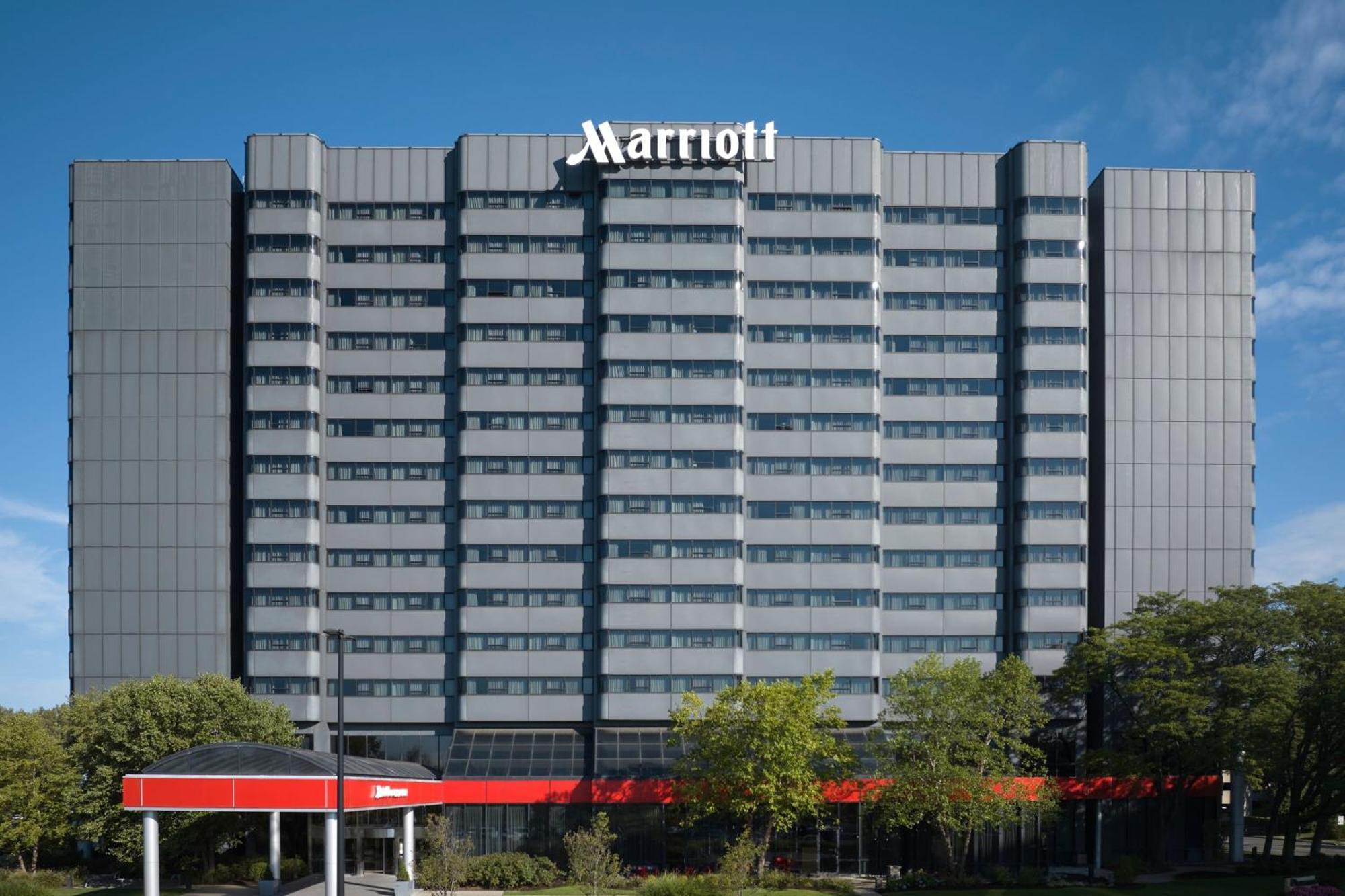 Teaneck Marriott At Glenpointe Hotel Exterior photo